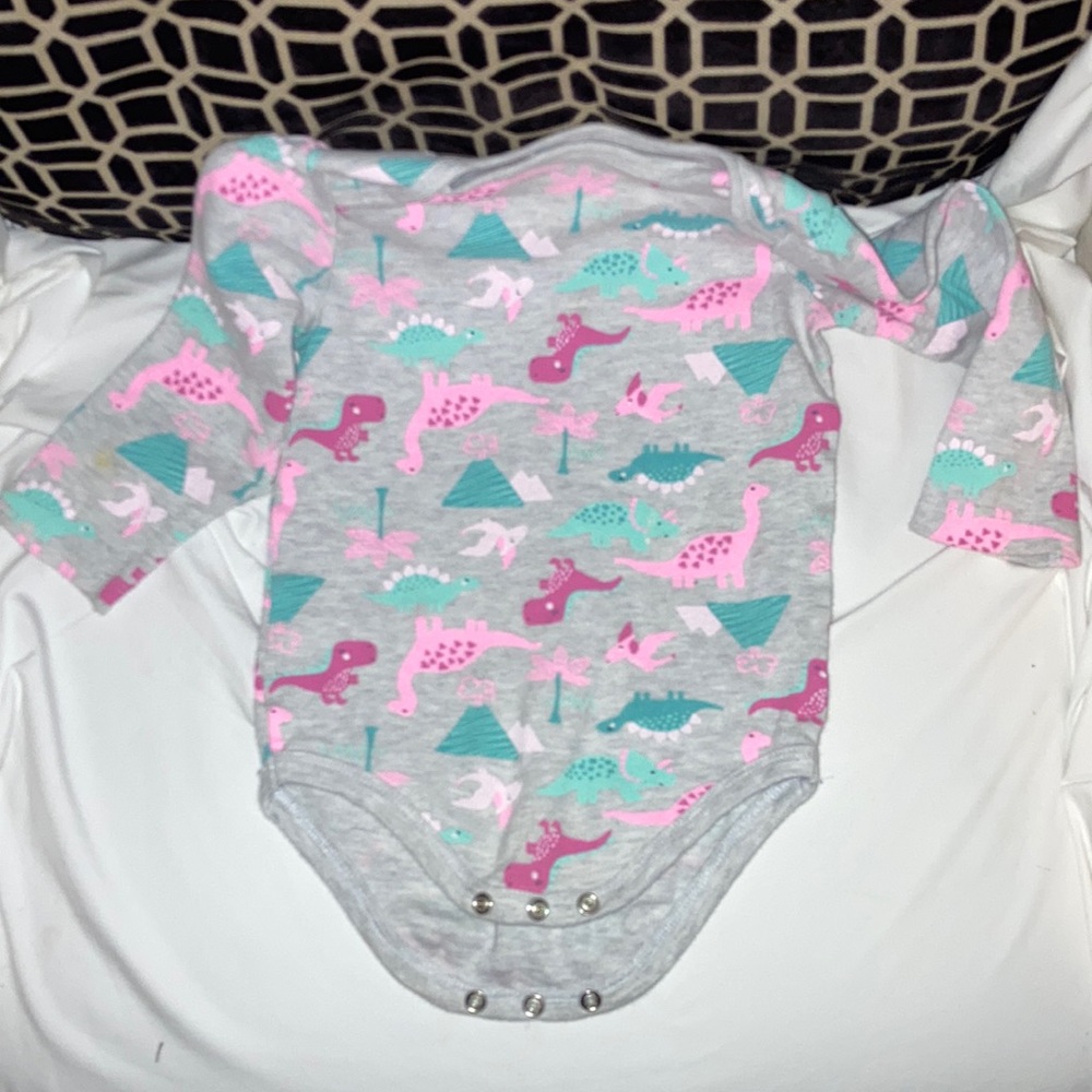Long sleeve dinosaur onesie.